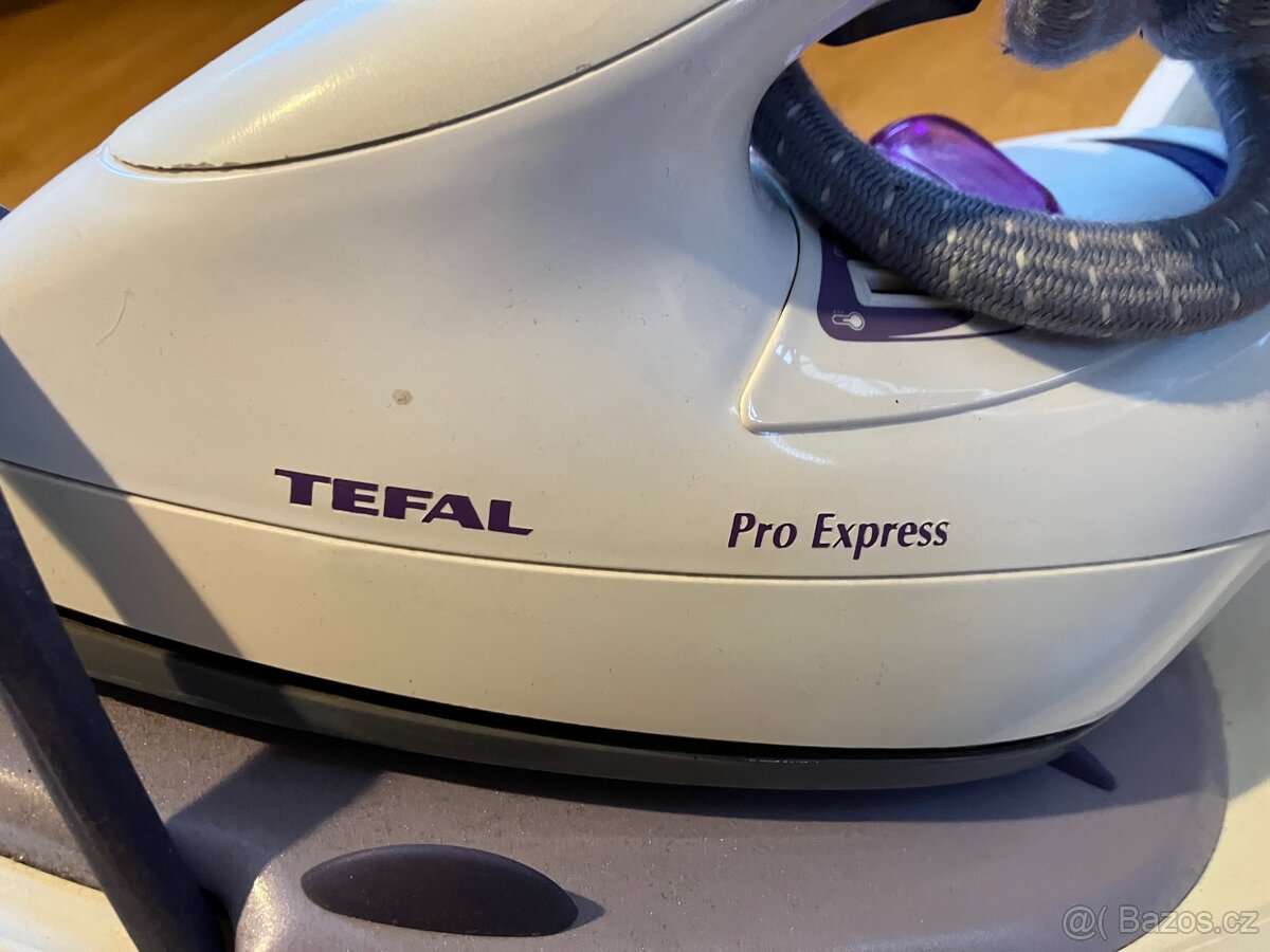 Parní generátor TEFAL PRO EXPRESS - 7