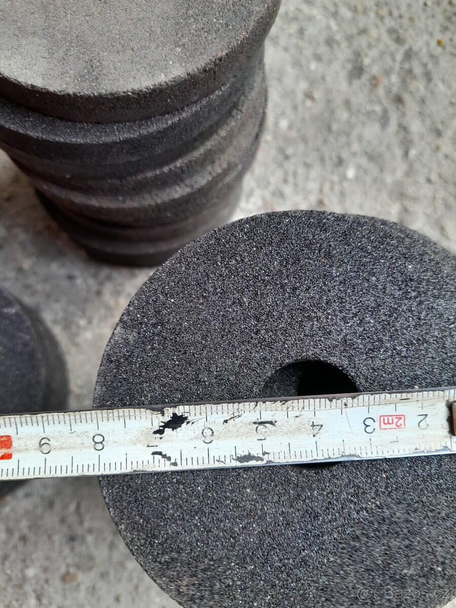 ŘEZNÉ A BRUSNÉ KOTOUČE - 7