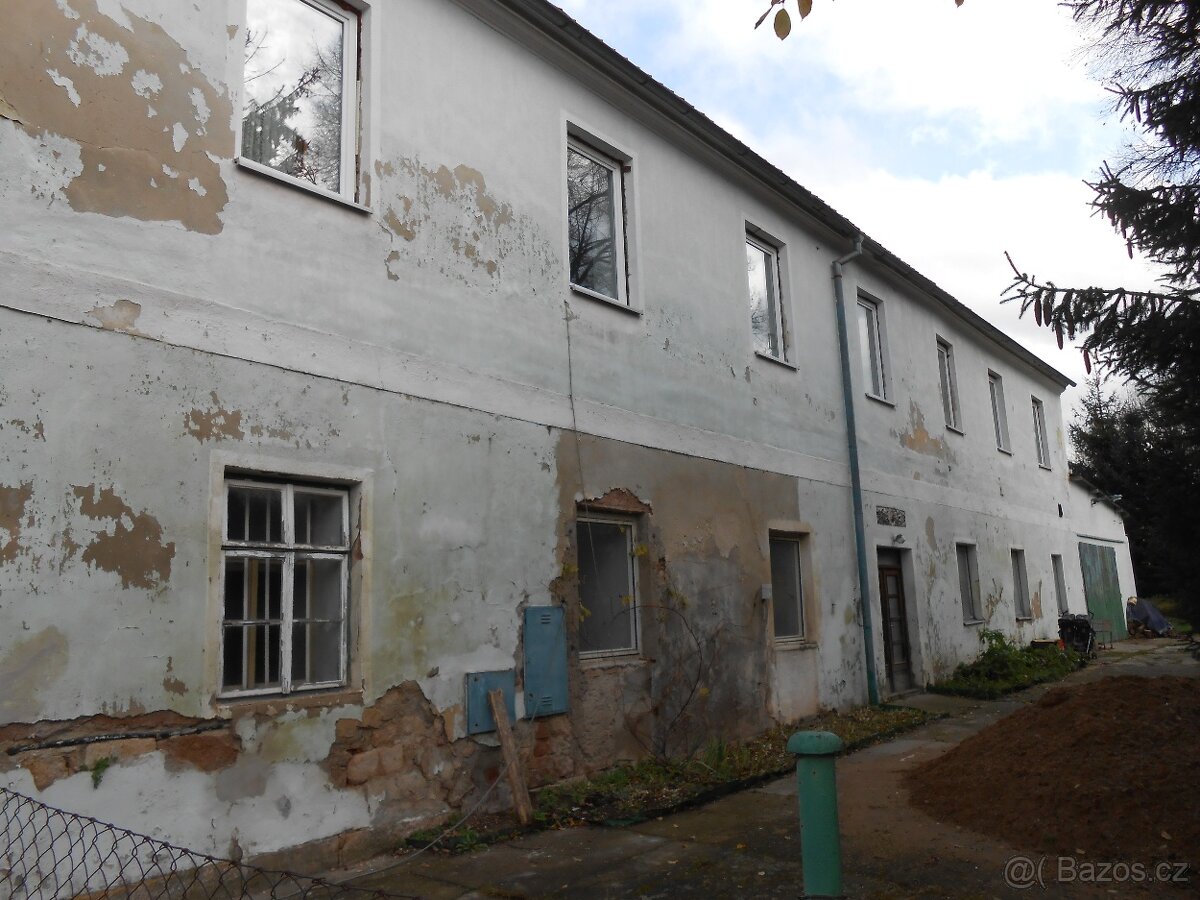 K prodeji komerční objekt/objekt k bydlení v obci Úlibice. - 7