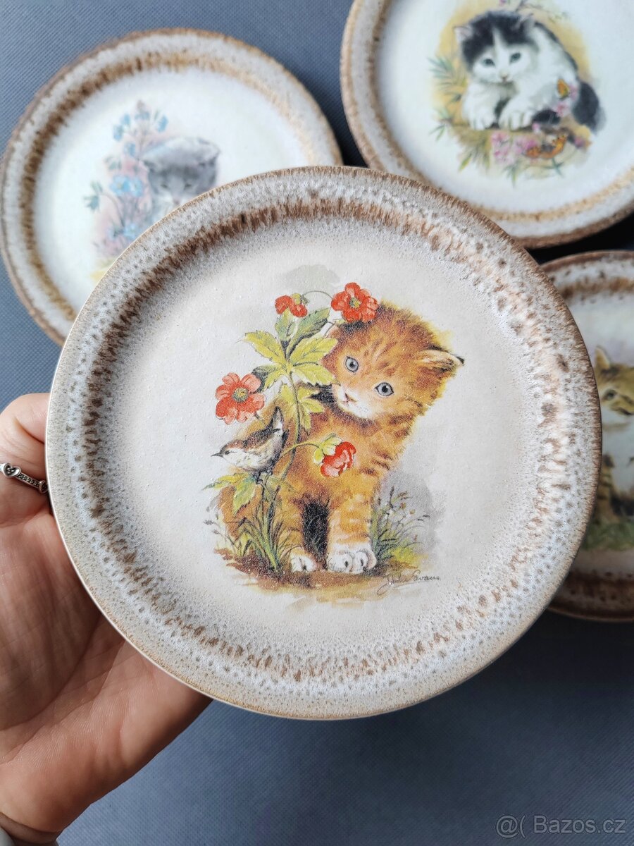 Nádherná sada dekorativních keramických talířů "Koťata" - 7