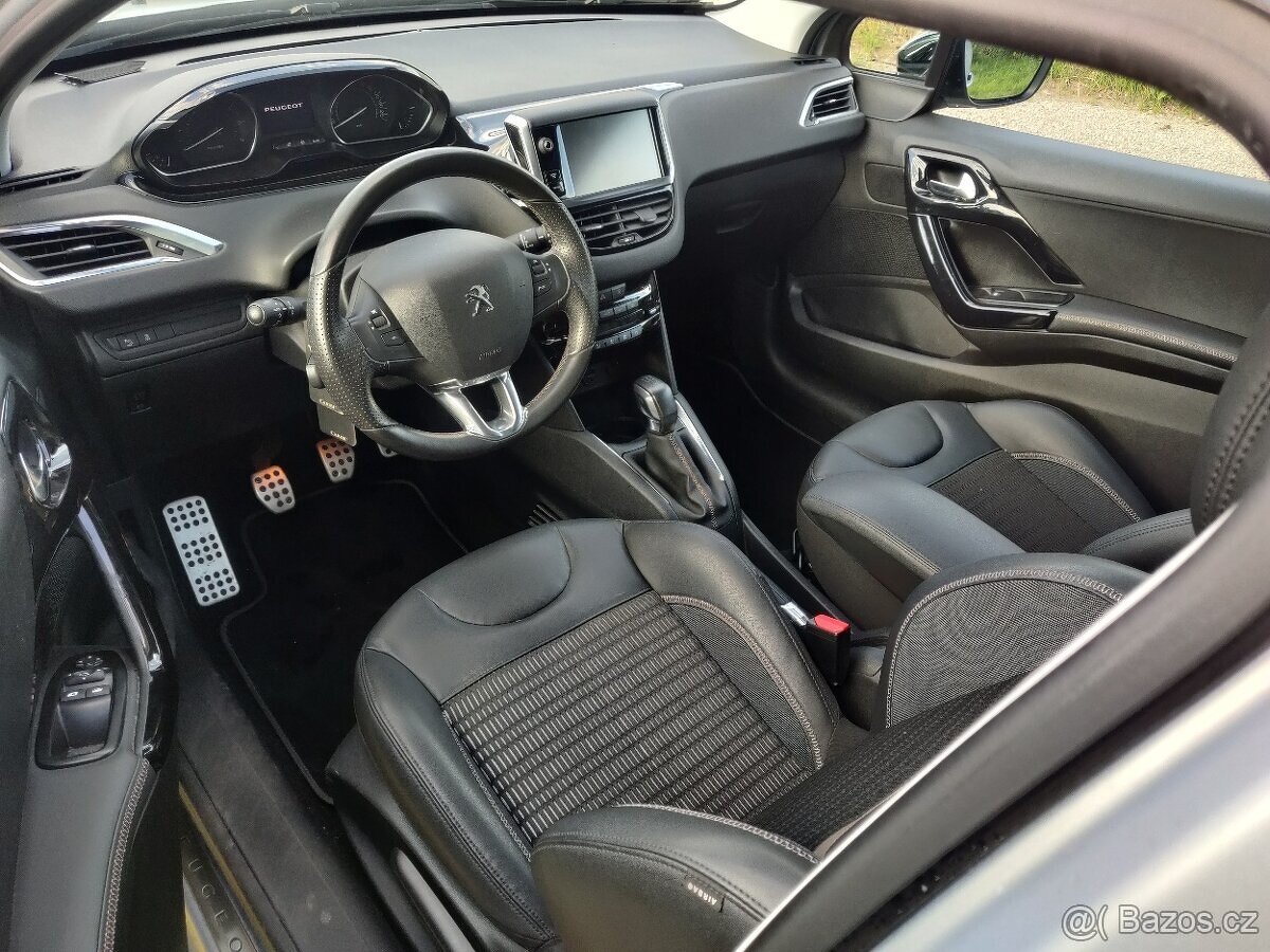 Peugeot 208 1.6 VTi - 7