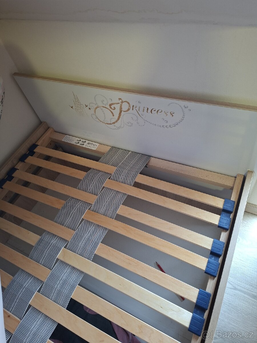 Holčičí postel - 7