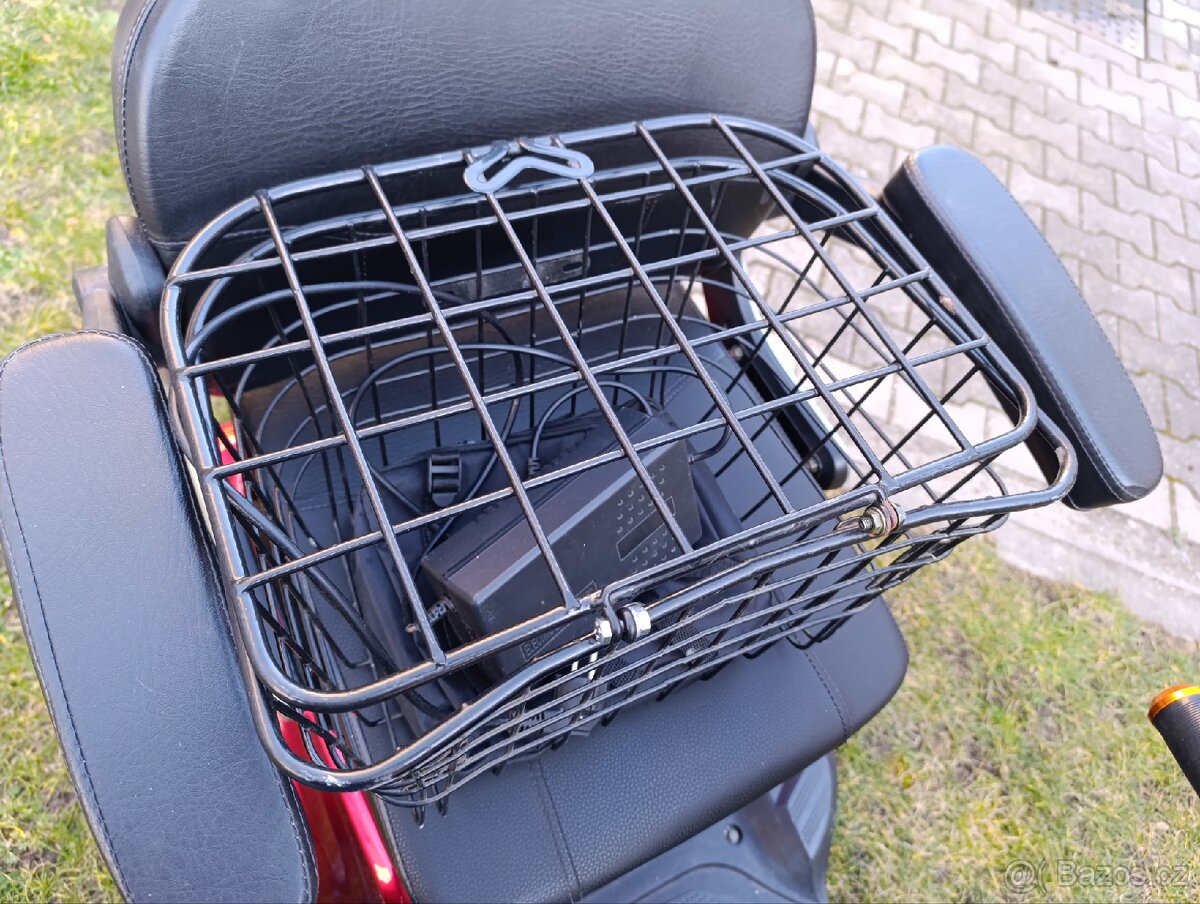 Elektrická tříkolka SELVO - 7