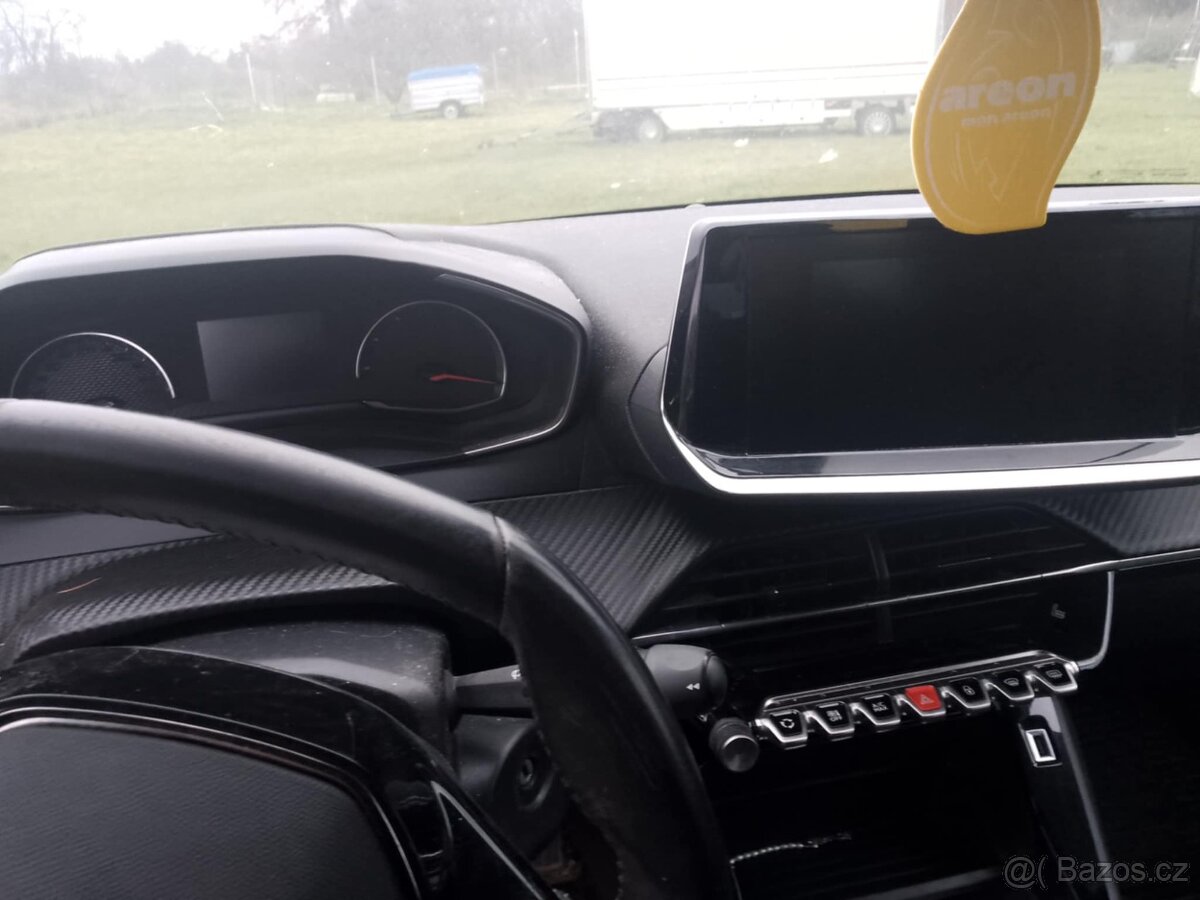 Peugeot 208 - 1.2 - 55 kW - 2020 - manuál - NA OPRAVU - 7