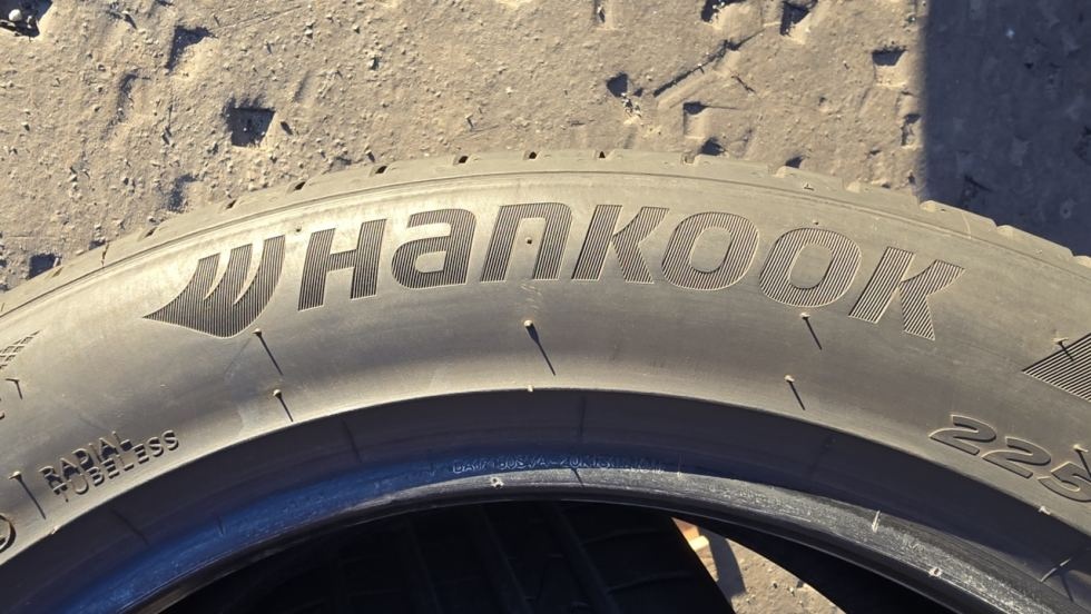 Letní pneu 225/50/17 Hankook - 7