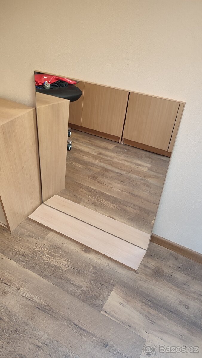 Skříňka + zrcadlo s policí - 7