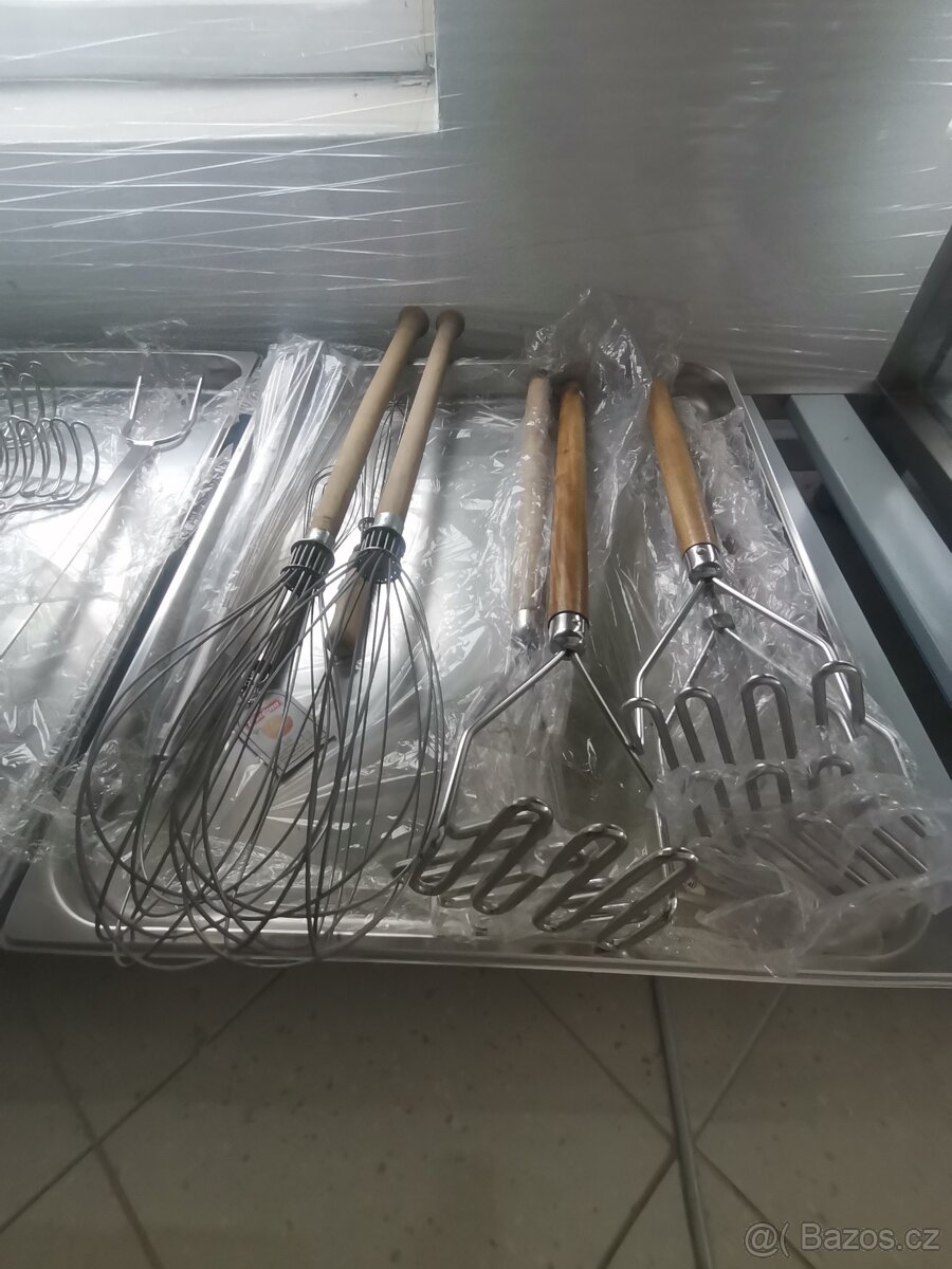 Kuchyňské vybavení I. - výprodej - 7