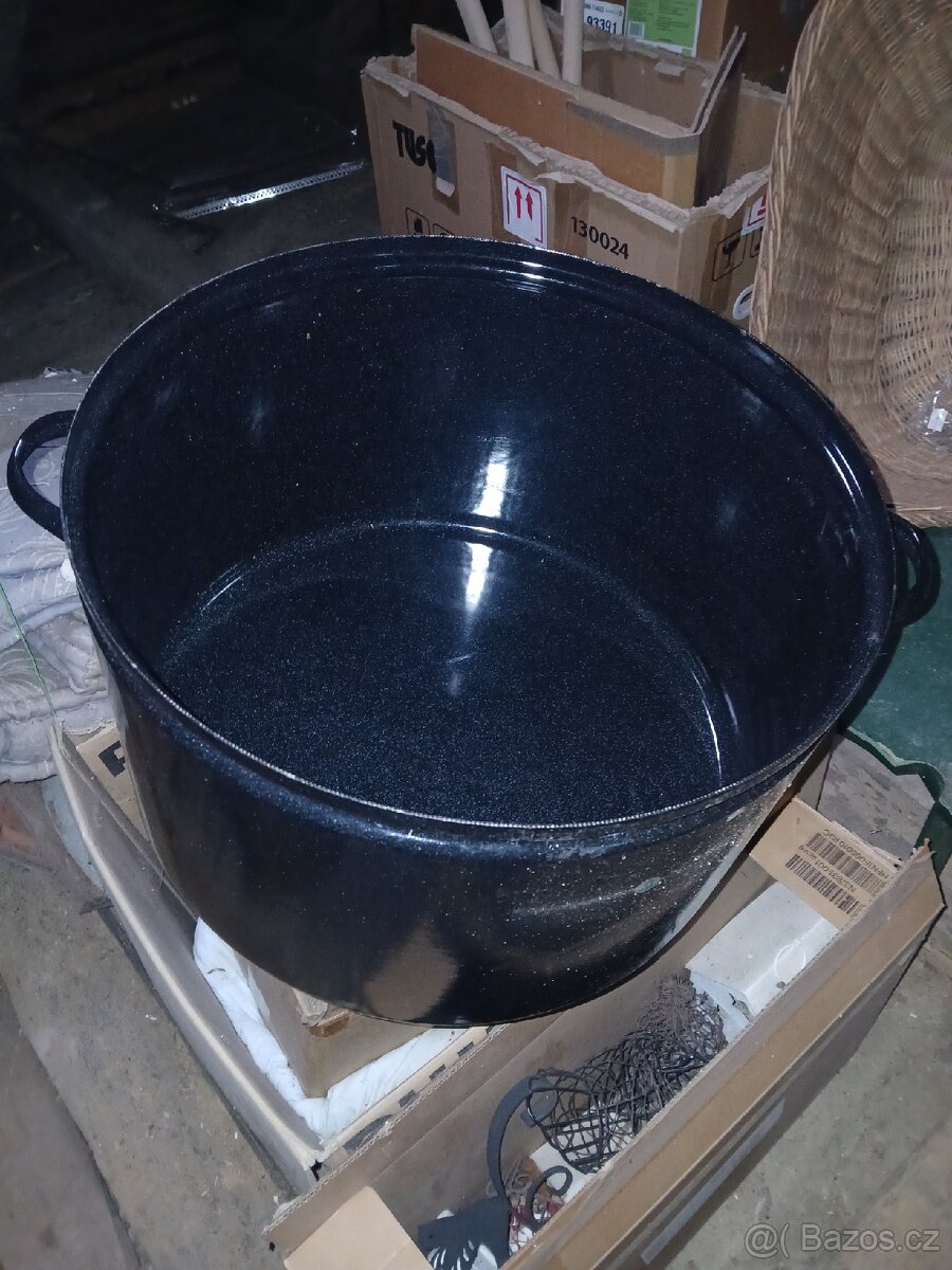 Velké smaltované hrnce - 7