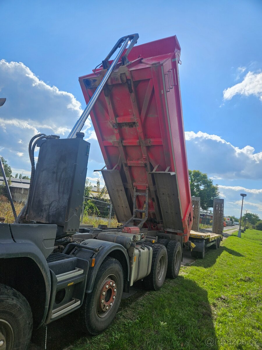 Scania sklápěč 8x4 - 7