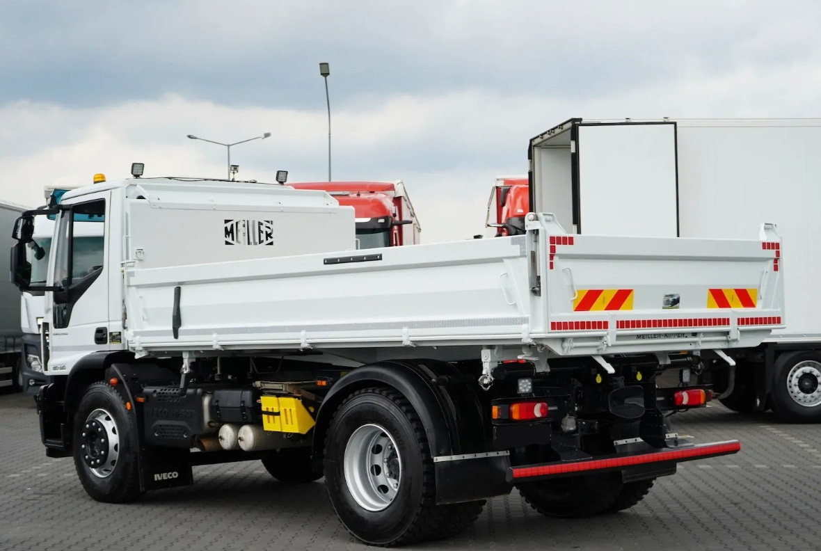 Iveco EUROCARGO 180-320 4x2 E6 - sklápěč 3S - 7