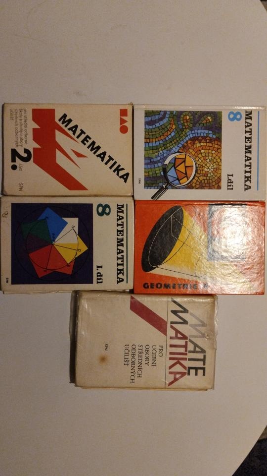 Učebnice různého stáří - 7