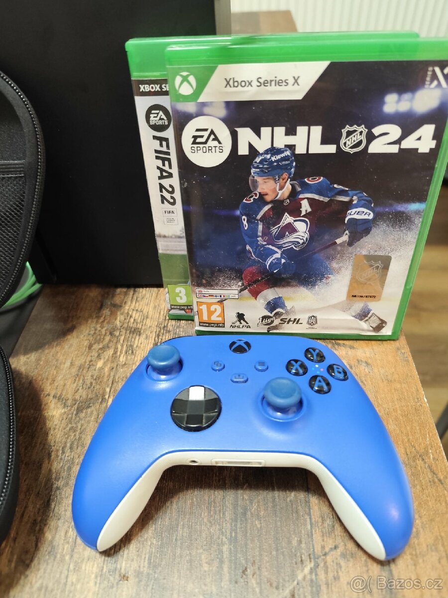 PRODEJ – Xbox Series X + Elite ovladač + headset
- 7