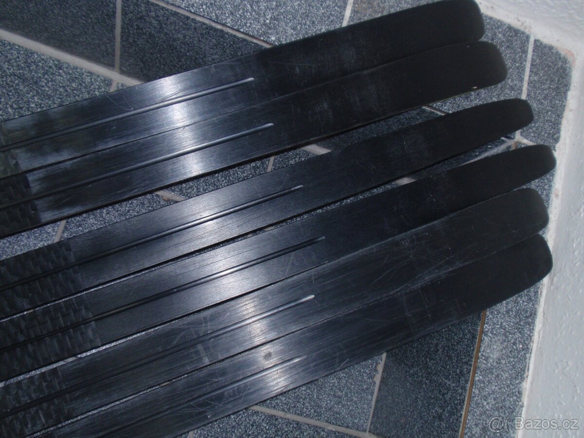 DÁMSKÉ 163/164 CM TURISTICKÉ BĚŽKY DO 55 KILO SNS - 7