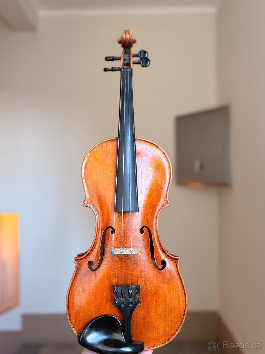 Krásné staré housle - 7