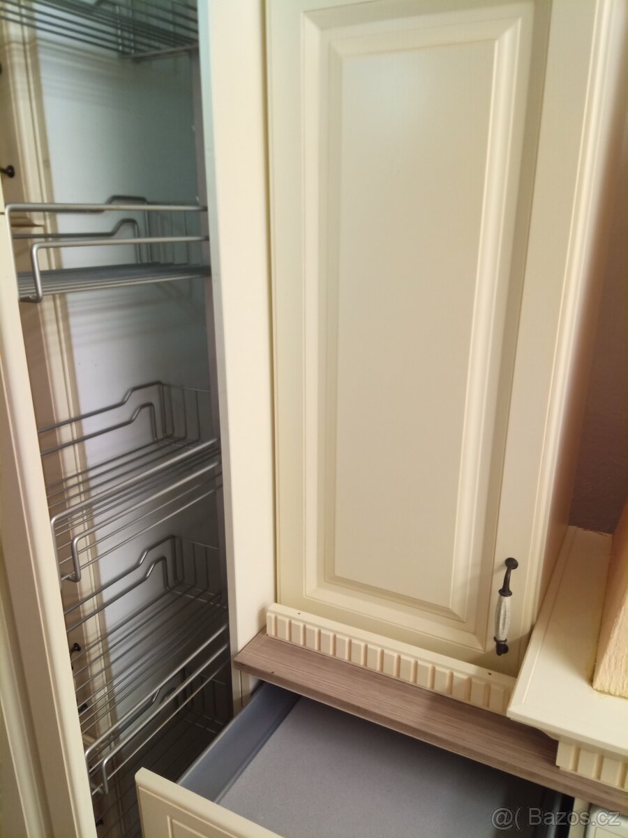 Kuchyňská linka Nobilia - Provance - 7