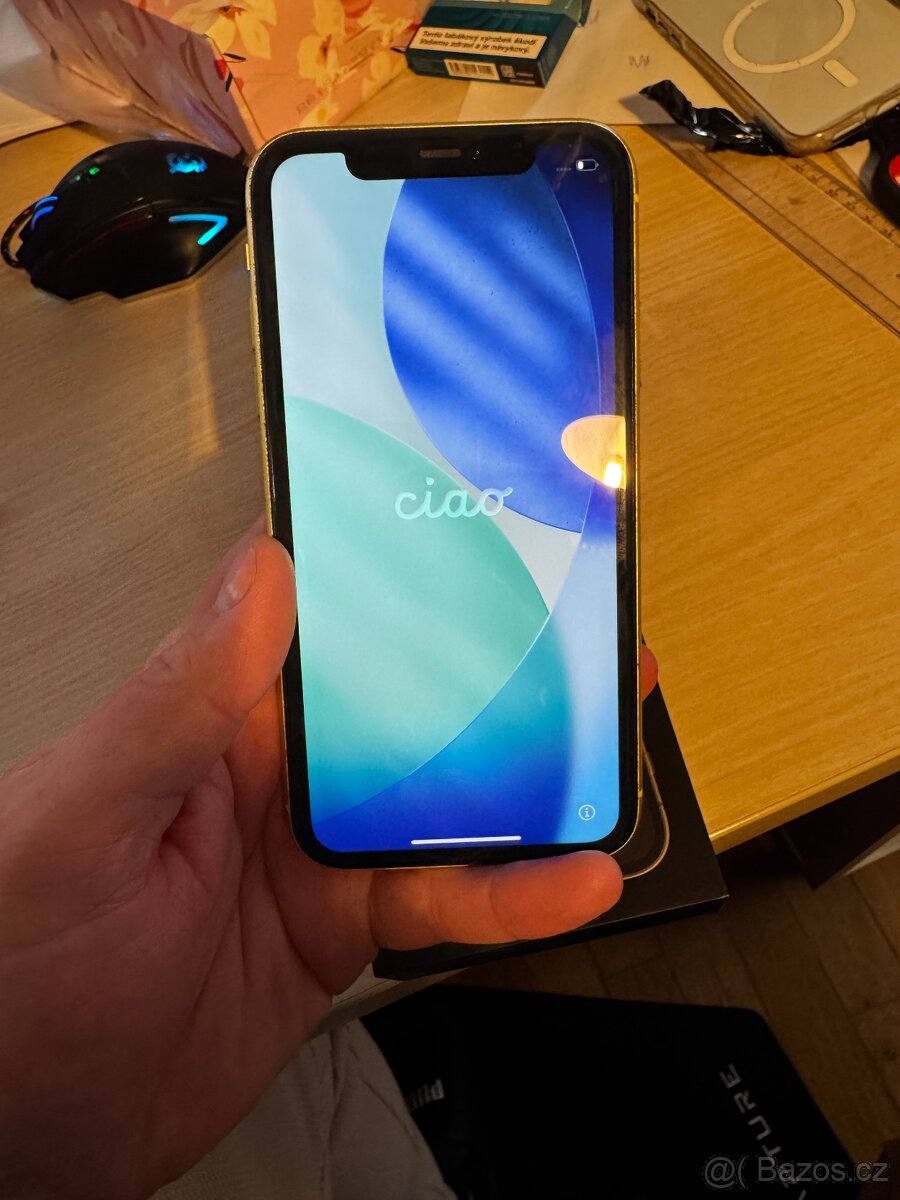 Iphone 11 64gb krasny stav - 7