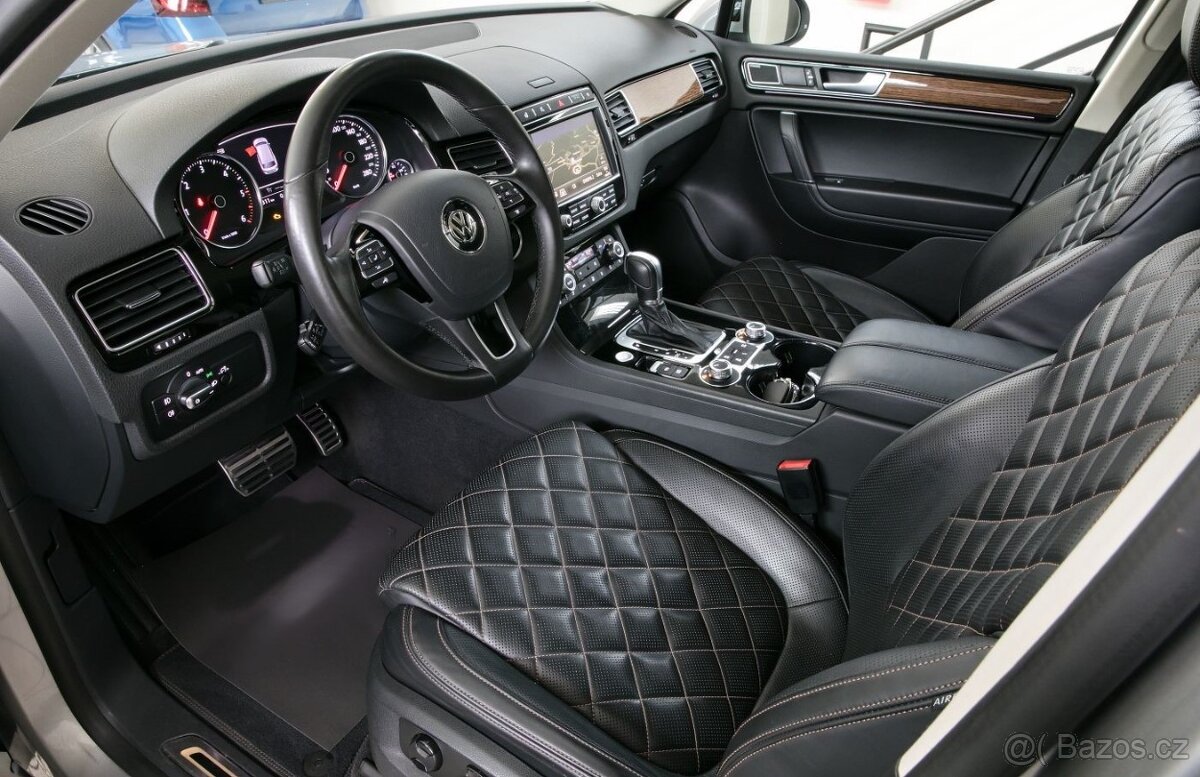 VW Touareg 7P, V6 3.0 TDI, 193 kW, Executive Edition - 7