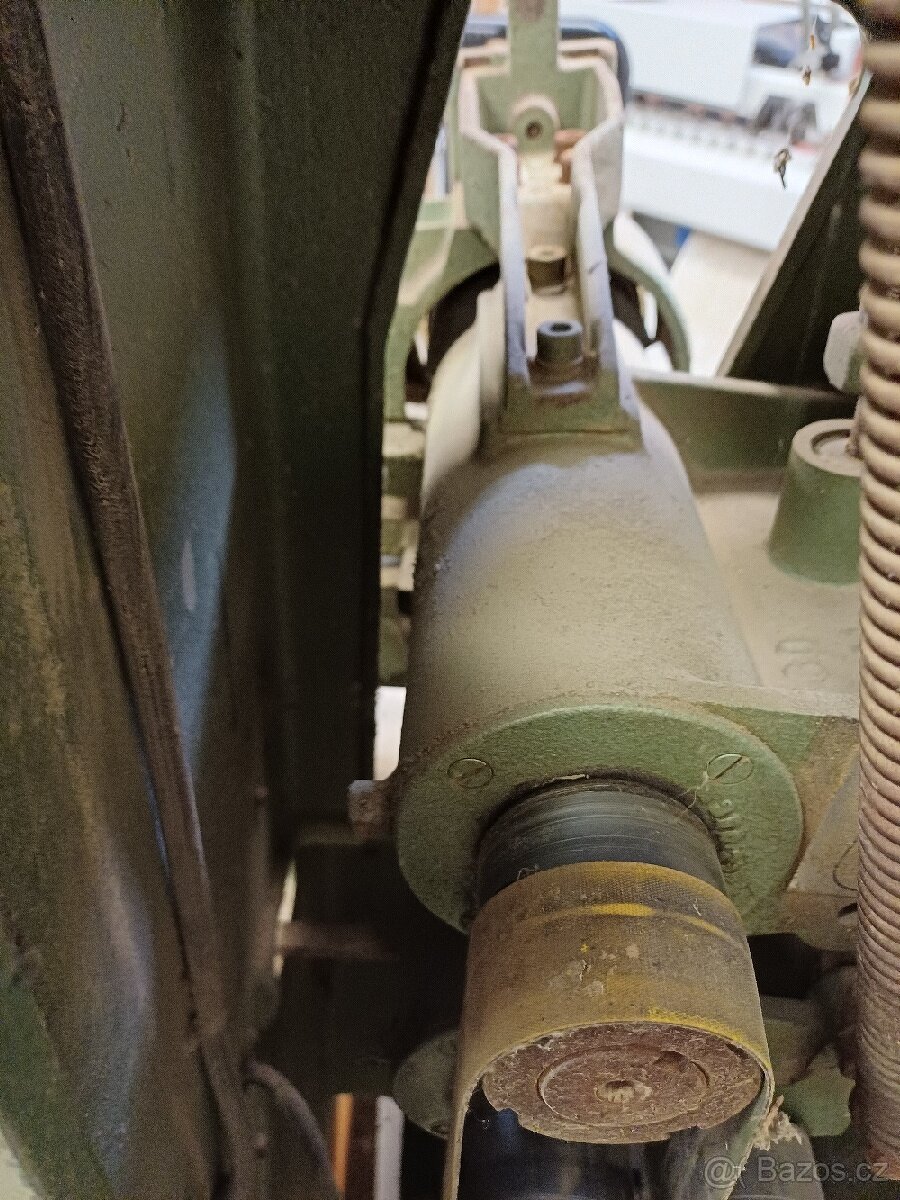 Prodáme frézu na nàkližky,Holz Her - 7