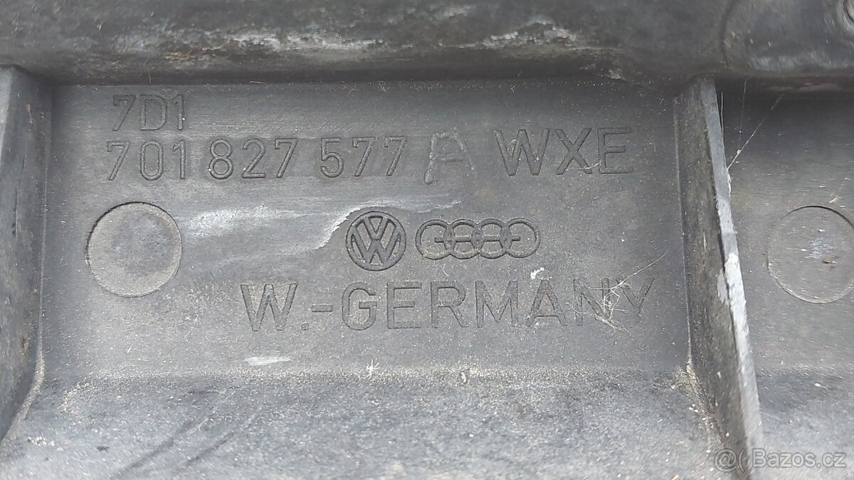 VW Transporter T4 – Lišta osvětlení SPZ LZ - 7