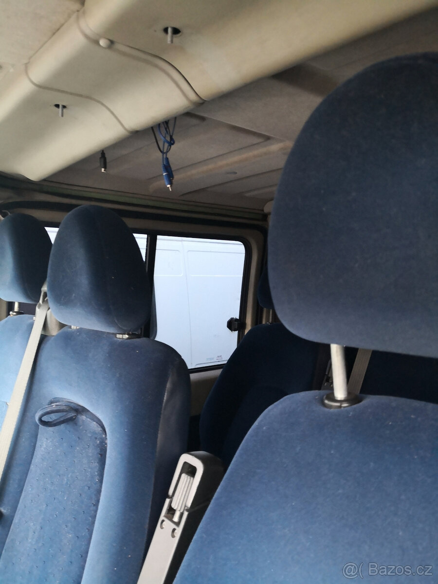 Peugeot Boxer 2.0 HDi 9 místný - 7