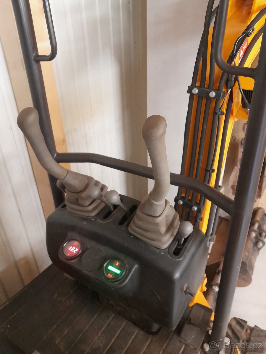 Minibagr Rypex XN08 - 7