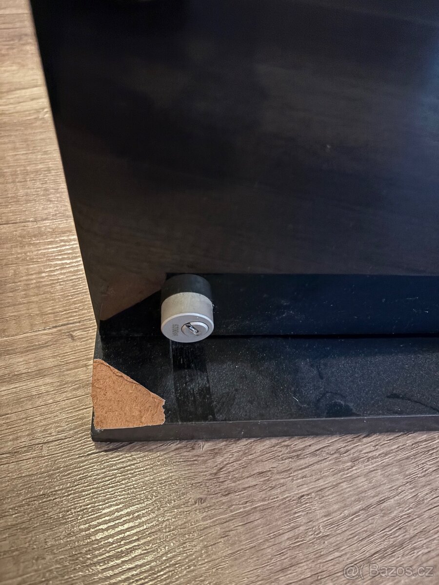 Osvětlená vitrína - 7