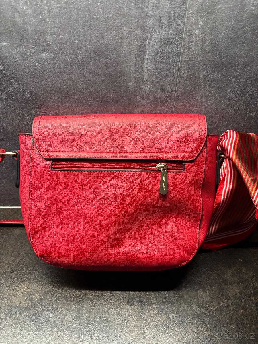 červená kabelka s šátečkem - 7