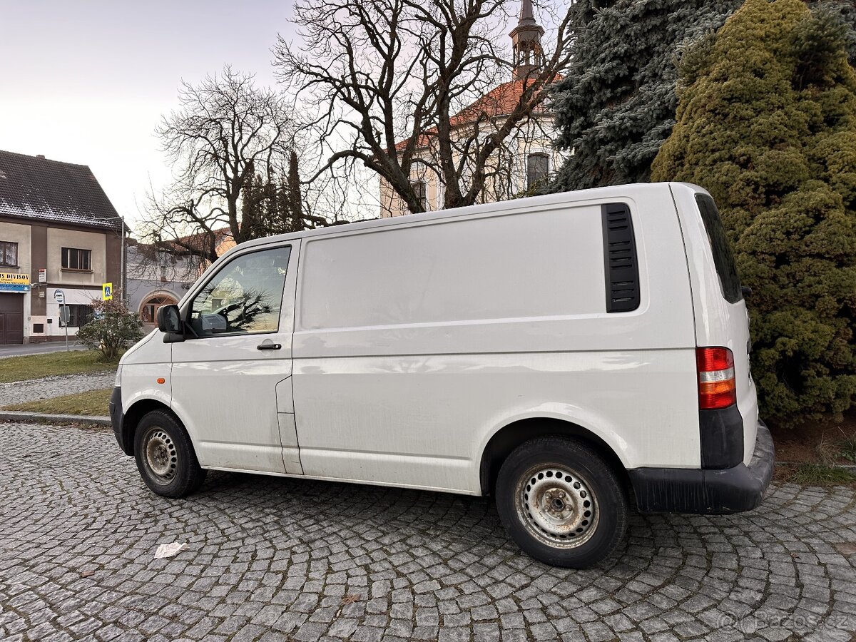 Volkswagen Transporter T5 - 7