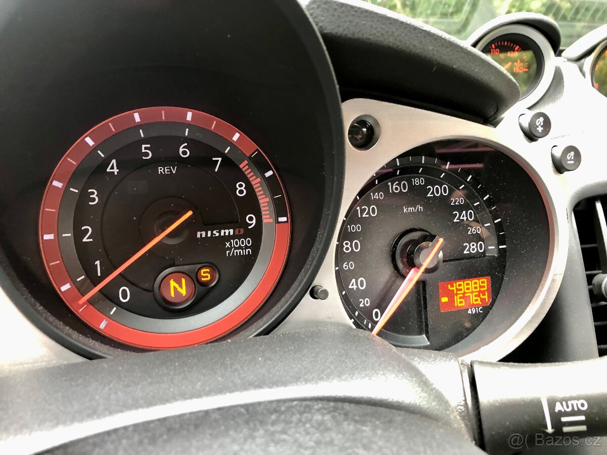 Nissan 370Z Nismo - 7