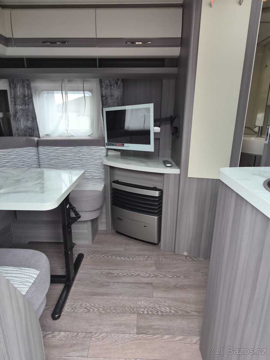 Karavan Hobby 470 r.v 2018 - 7