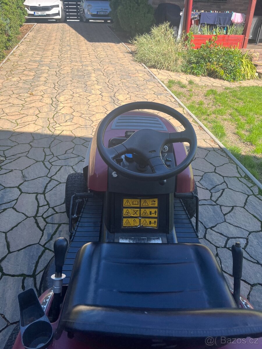 Zahradí sekáči traktor Wisconsim - 7