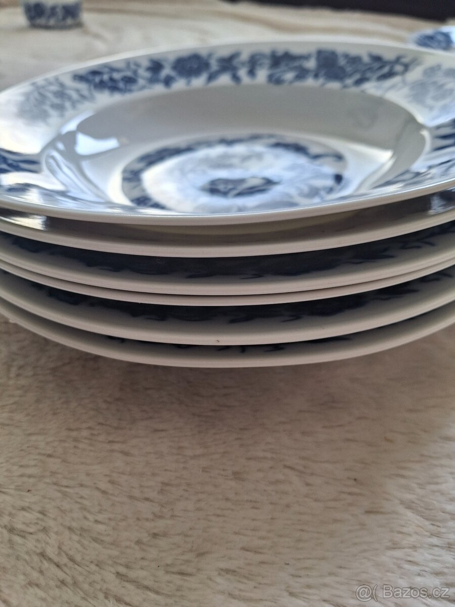 sada staré porcelánu, pravý cibulák - 7