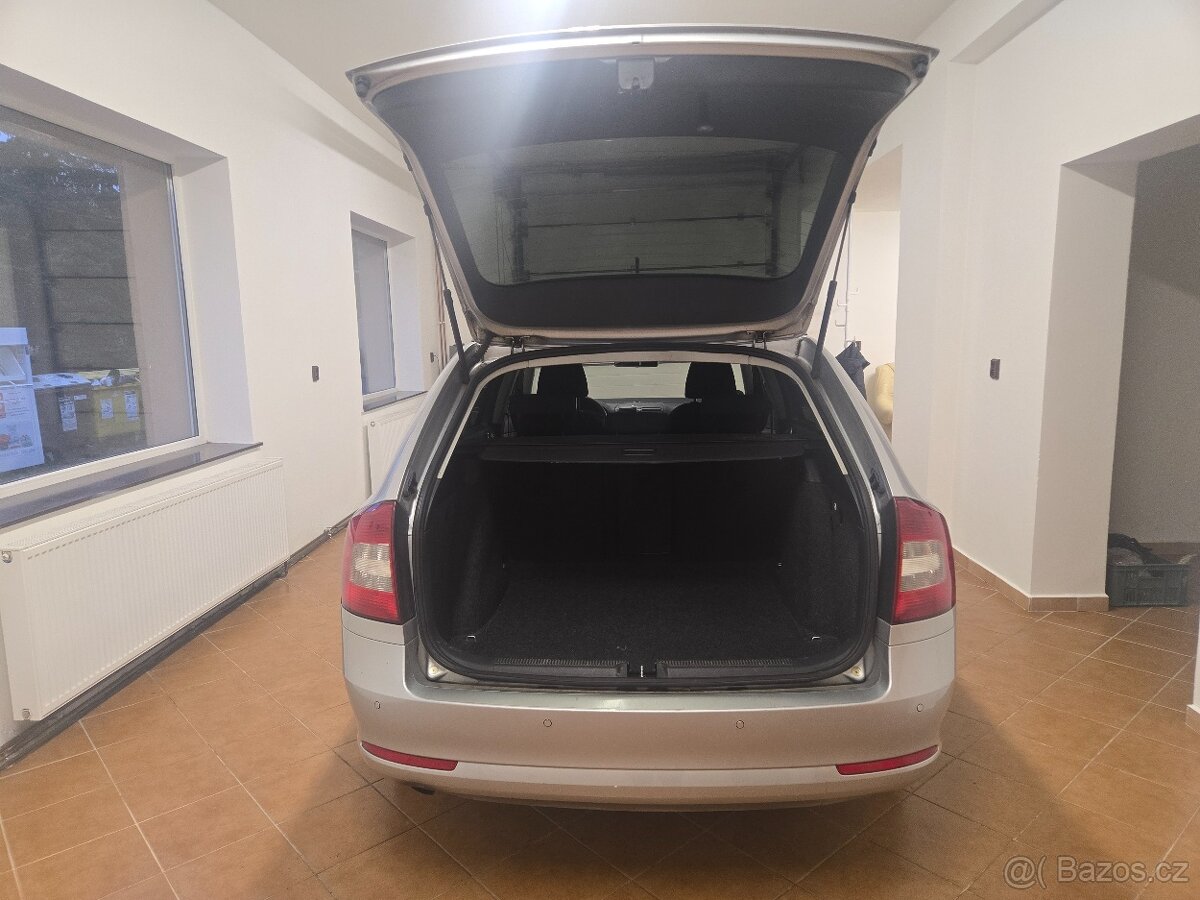 Škoda Octavia 2,0TDi 103kW Kombi Ambiente alu 18 - 7