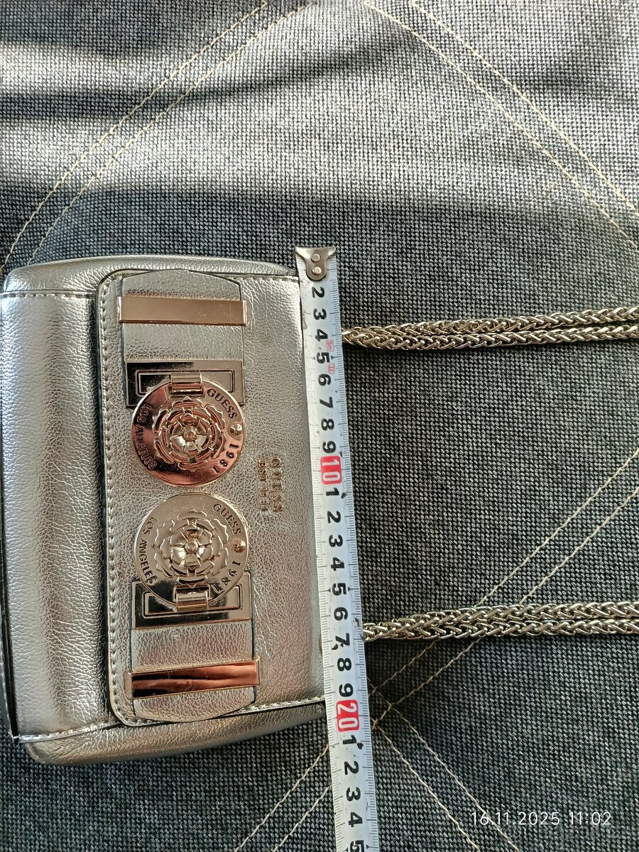 Kabelka na rameno CARINA Guess - 7