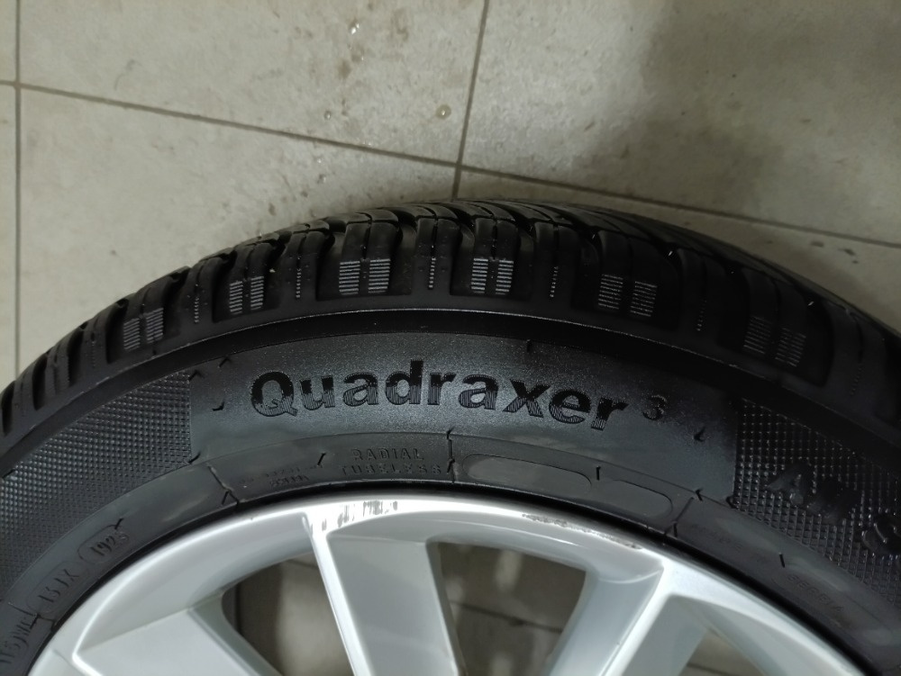 Alu kola škoda octavia III s novými pneu KLeber celorok. - 7