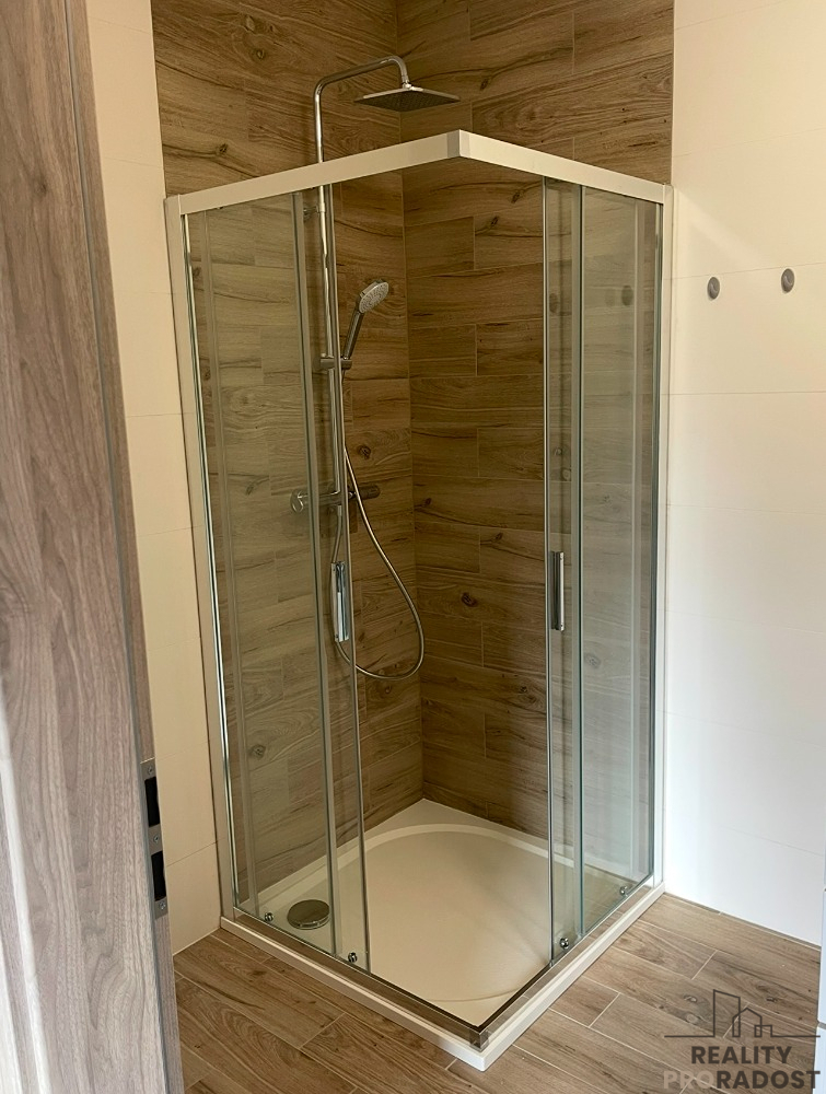 Pronájem nebytových prostor v Třinci - 7