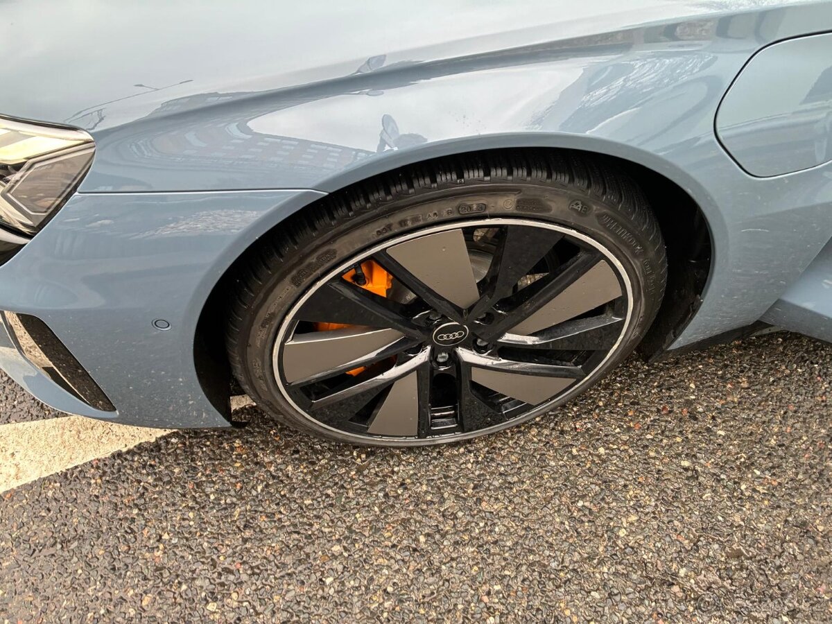 Dražba AUDI E-TRON GT 350 kW - 7