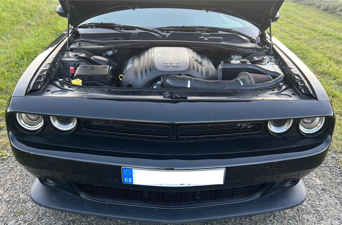 Dodge Challenger - 7