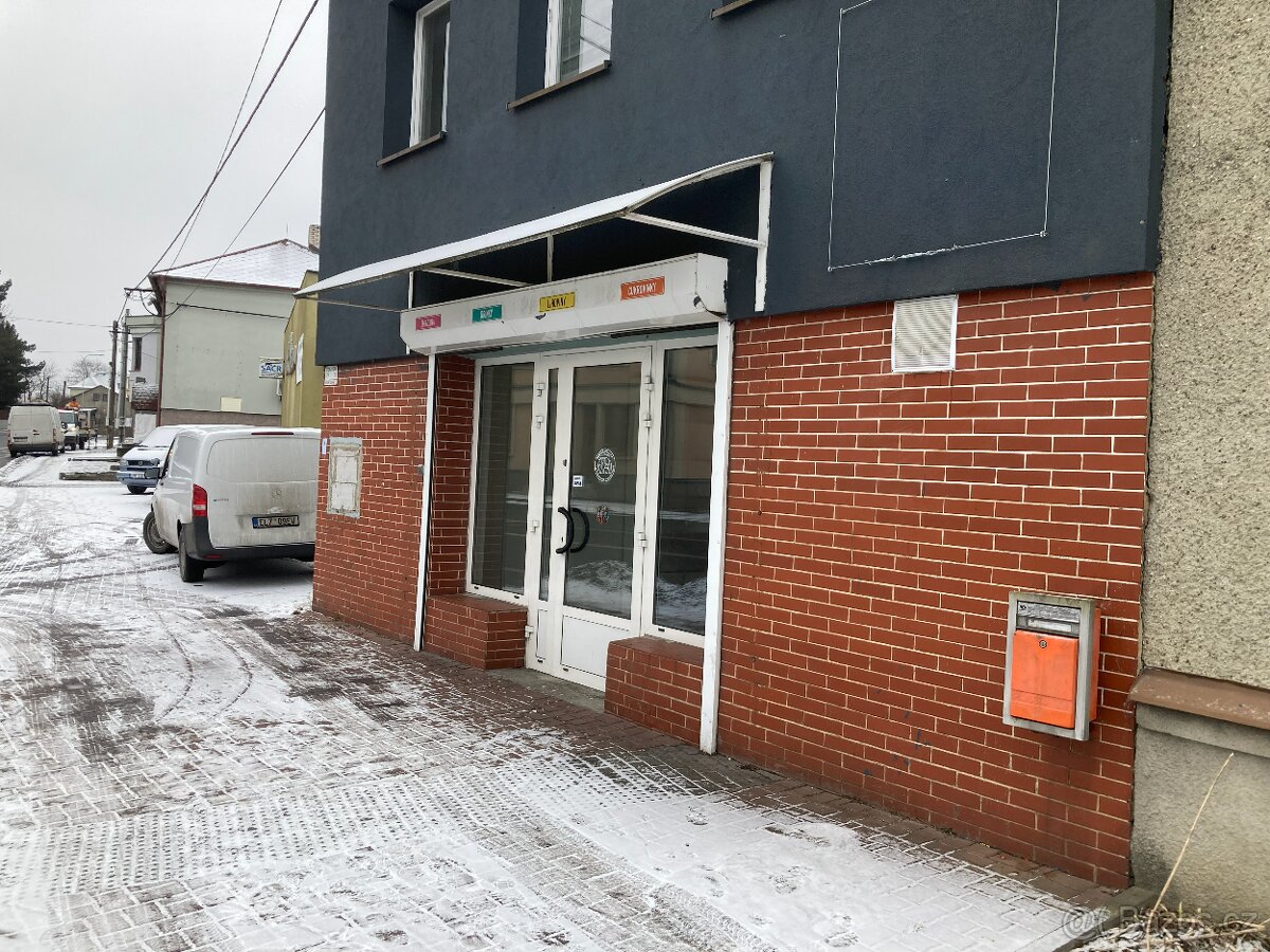 Pronájem obchodního prostoru Horní Suchá - 7