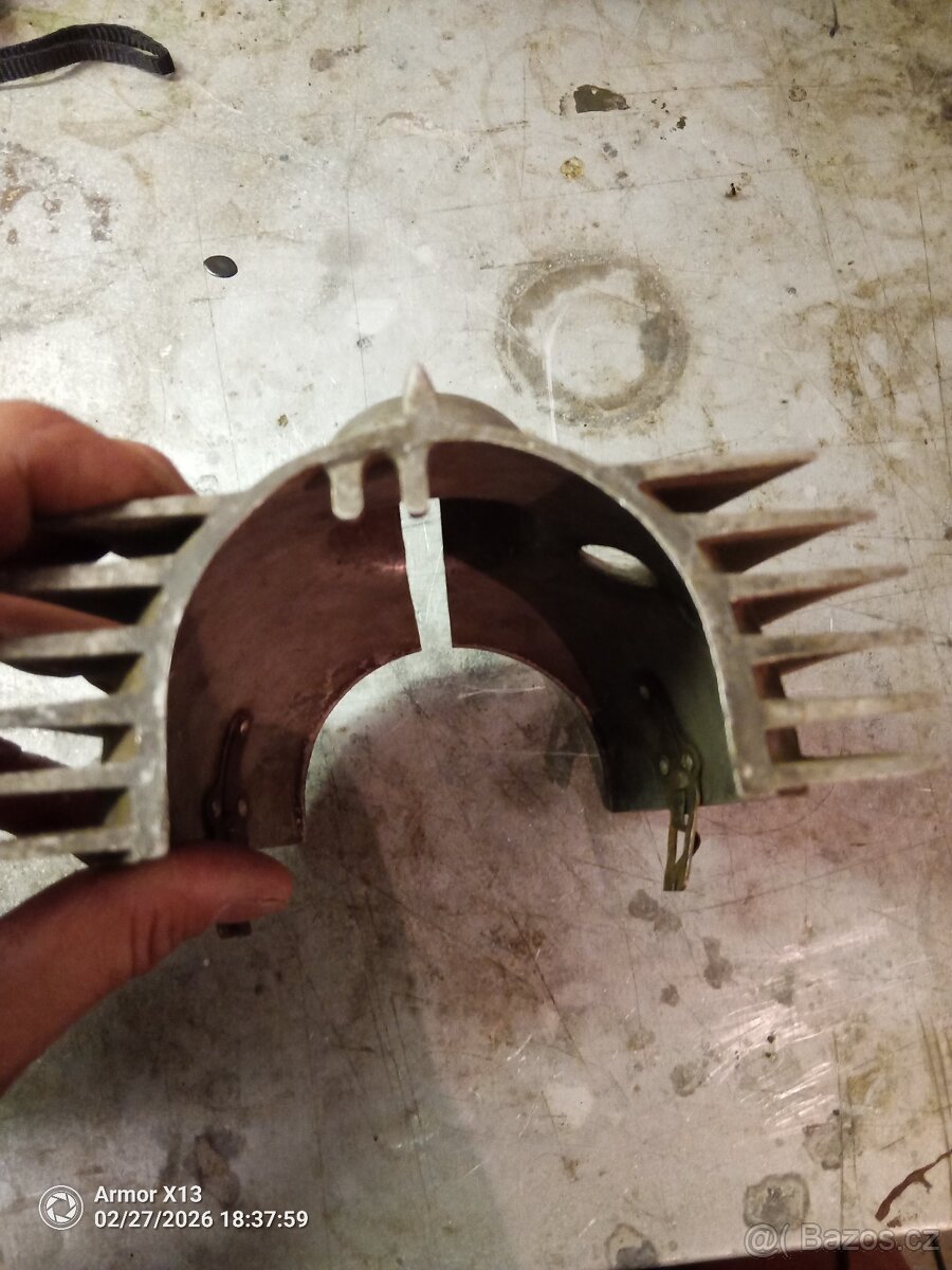 Jawa 250 pérak kryt karburace - 7