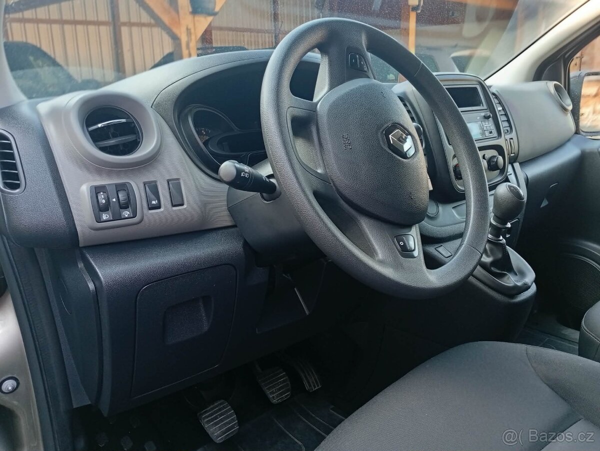 Prodám Renault Trafic Long 1,6 - 7