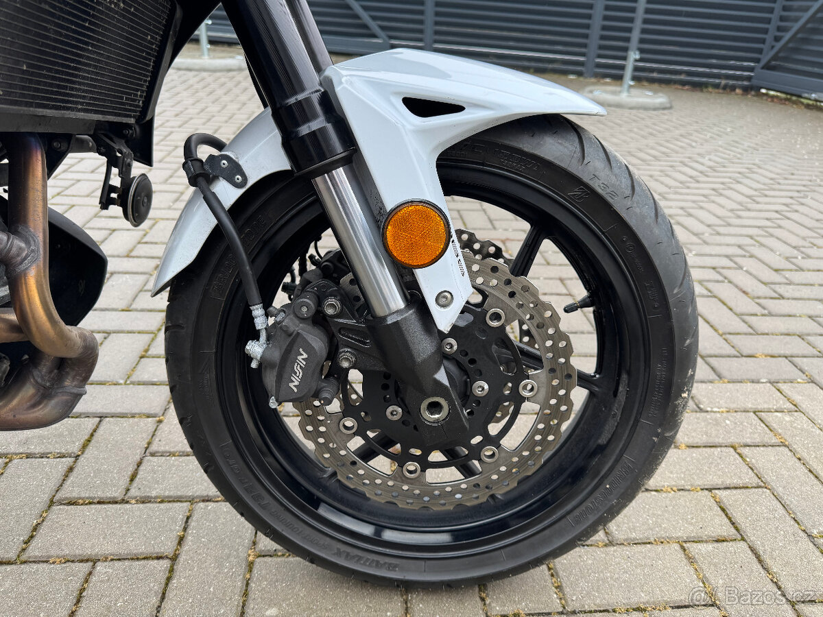 Kawasaki Versys 650 - 7