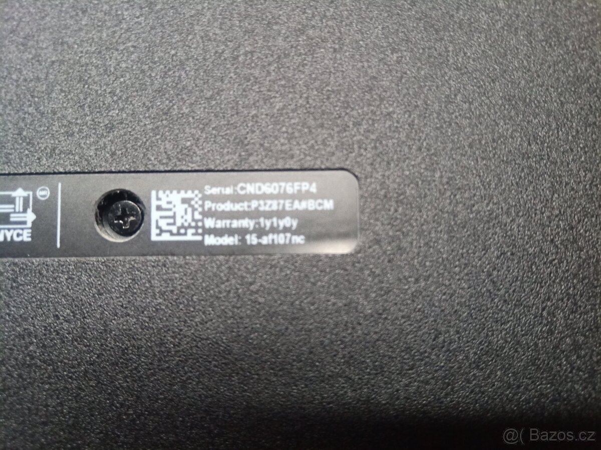 38....HP 15-af107nc - 7