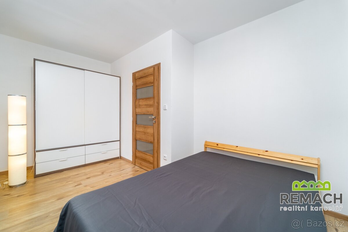 Pronájem, byt 3+kk, 110m2 Staré Město, ev.č. 03374 - 7