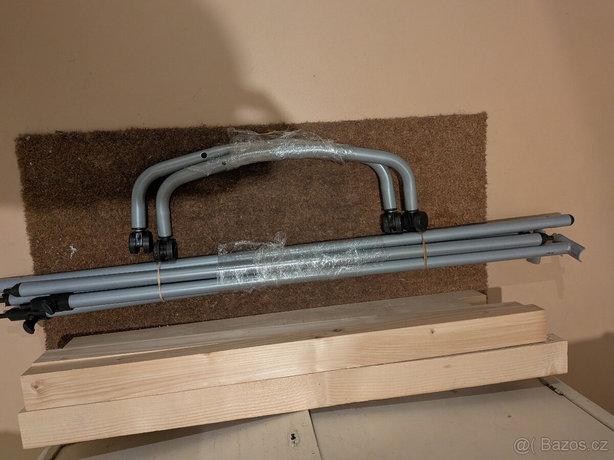 Stojan na oblečení Rigga IKEA - 7