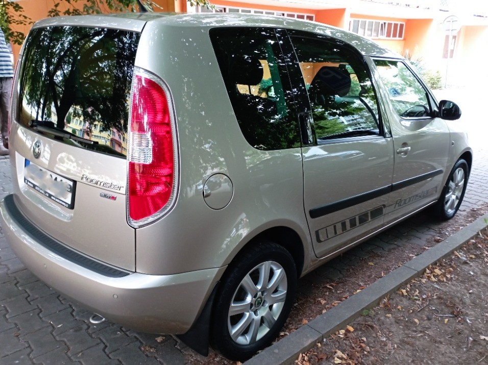 Škoda Roomster 1,4 i 16V 63kW, 97 tis km, původ ČR - 7