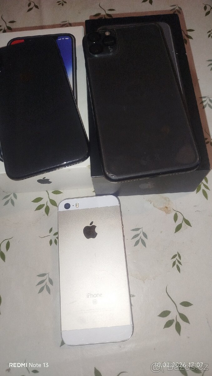 Iphone x. 11 pro max, a iphone se - 7