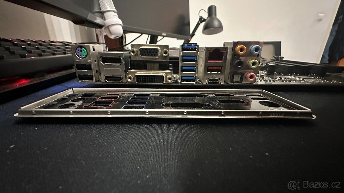 ASUS Z170 PRO GAMING + i5-6600K (4C/4T) - 7