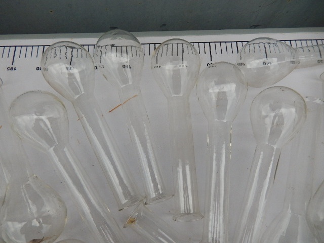 Sklo laboratorní, chemické, konvolut, větší množství - 7