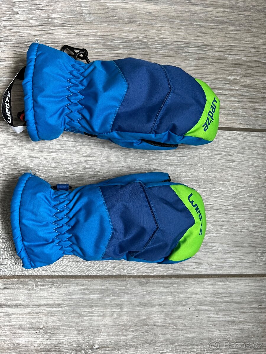 Zimní oblečení pro dítě + helma a brýle - 7